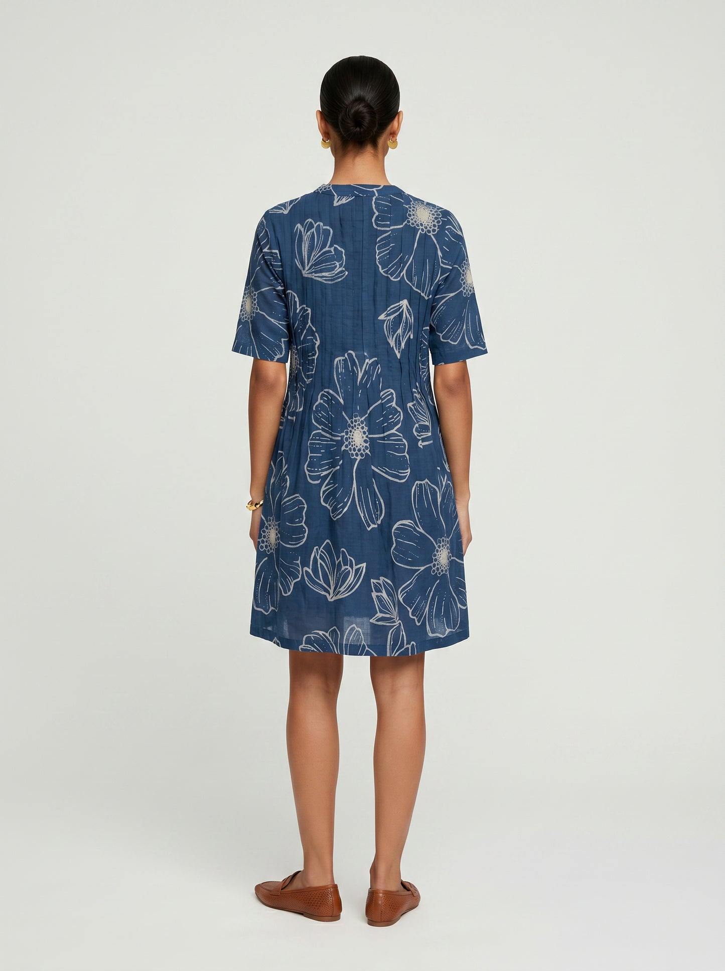 Ivy Blue Cotton Dress with Sleeves