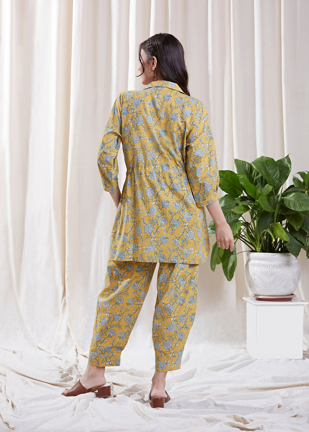 Hasttvam Aria Yellow Co-ord set