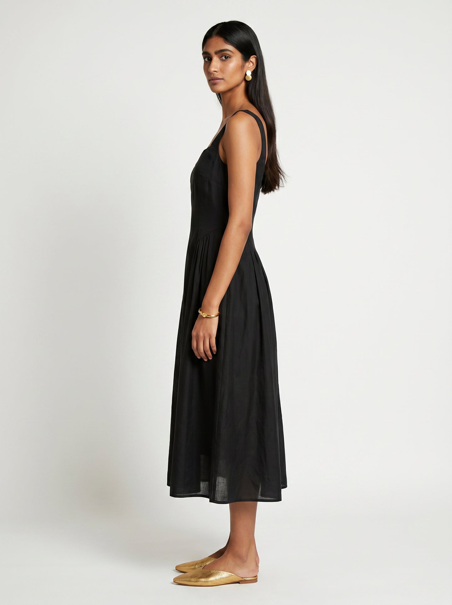Zoe Sleeveless Black Chanderi Dress
