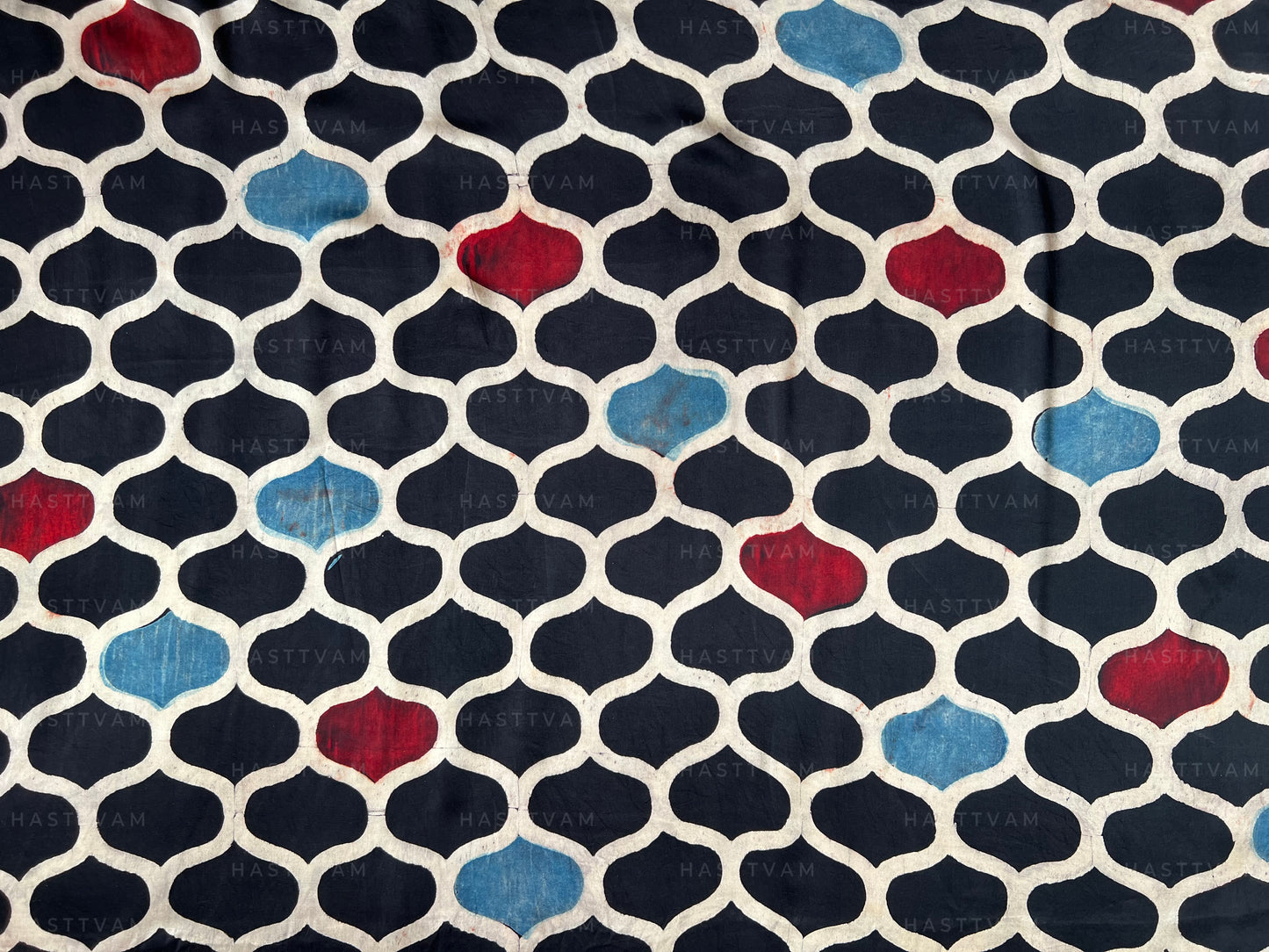Rosetta Honeycomb (Black Modal)